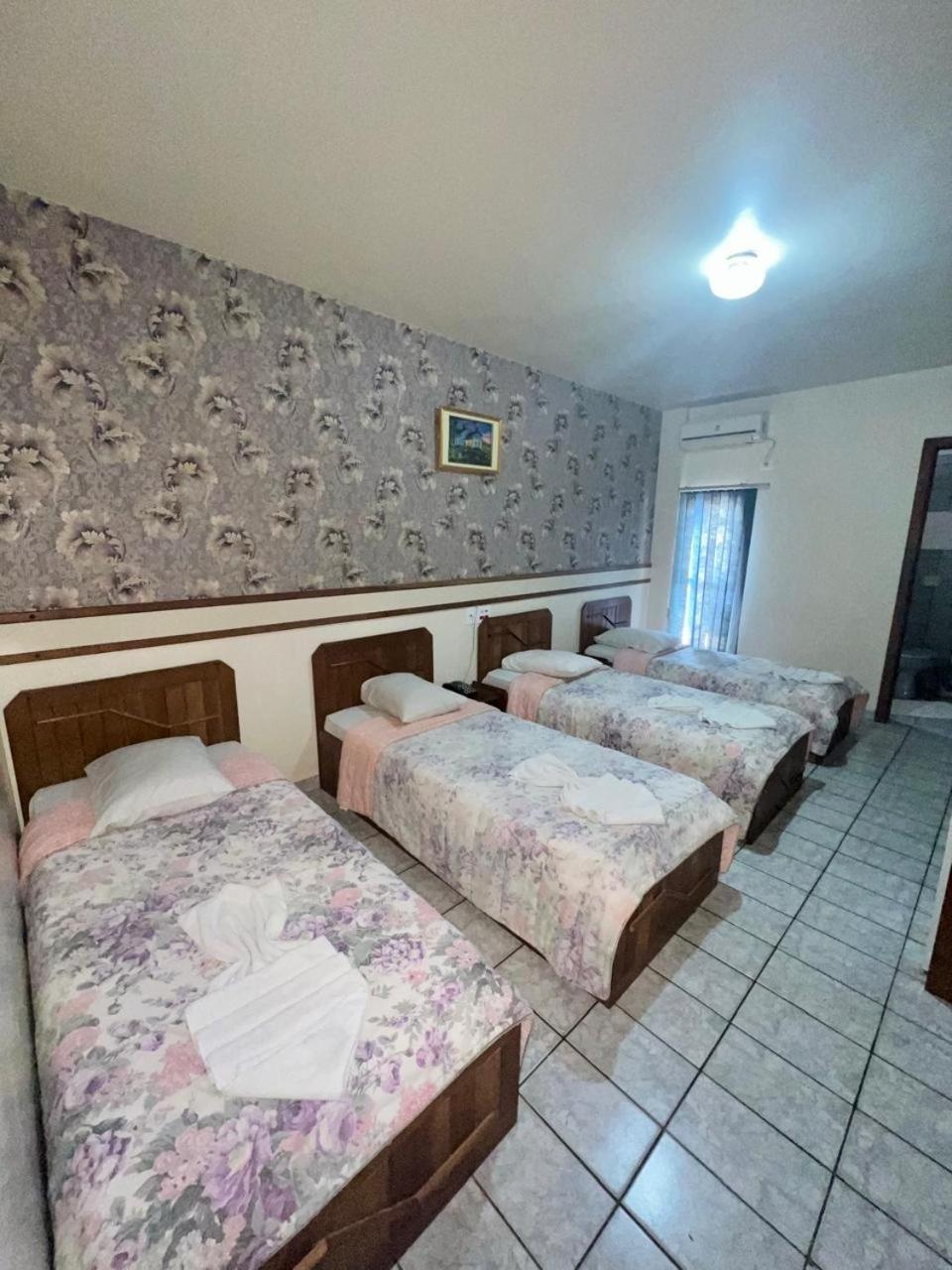 Tulipa Hotel 2*